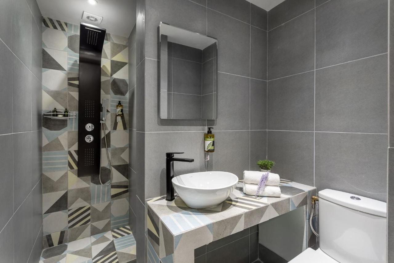 Supreme Luxury Suites By Athens Stay Екстер'єр фото