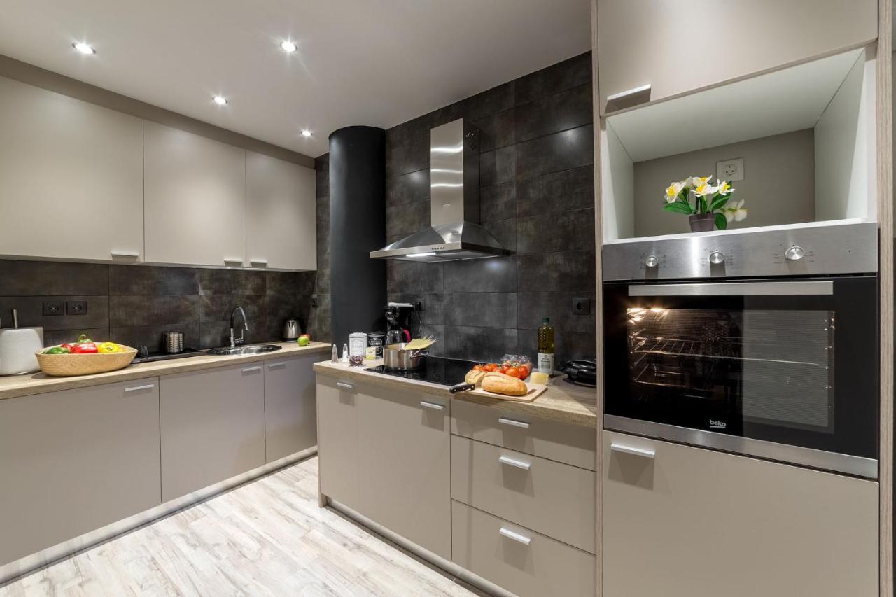 Supreme Luxury Suites By Athens Stay Екстер'єр фото